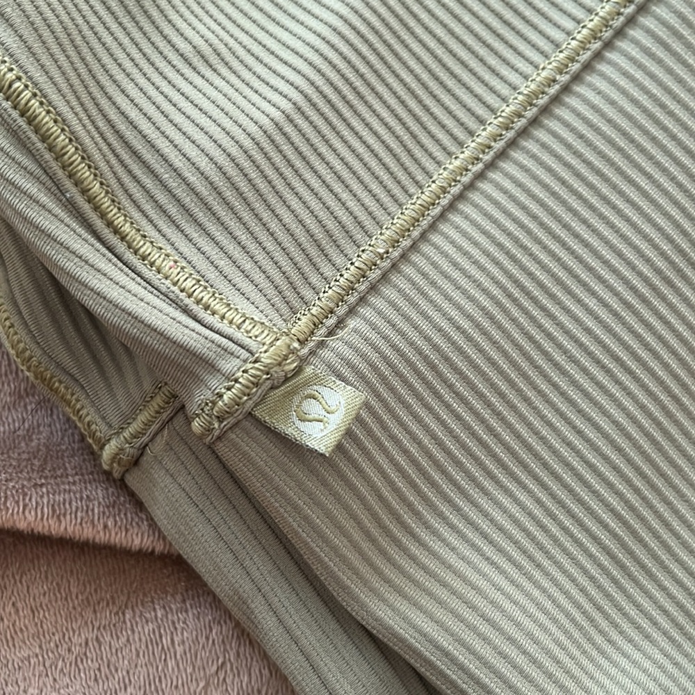Lululemon Tank Top - Picture 3 of 3